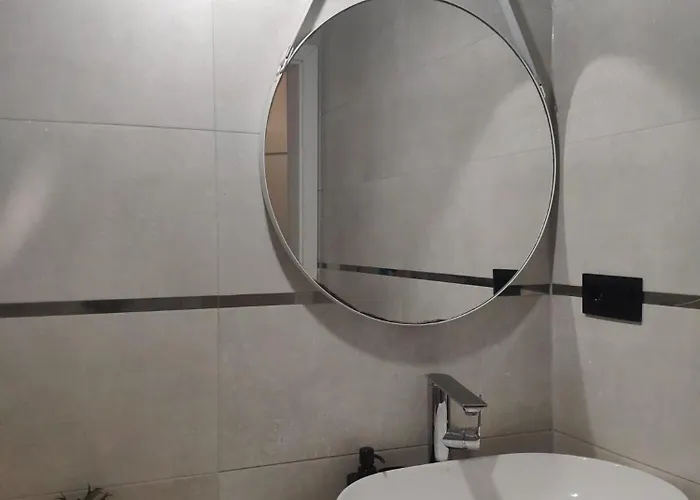 Zabrska Royal Ii * Katowice